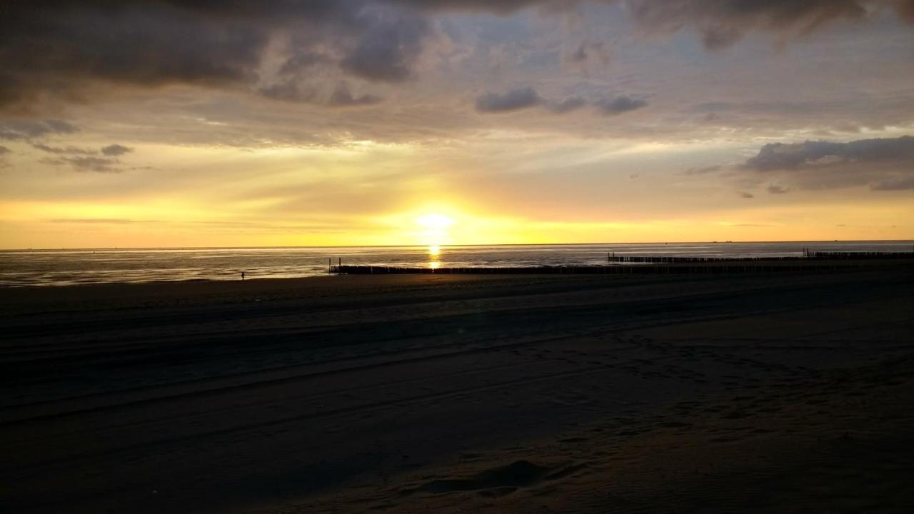 Westkapelle Comfortabele Strandkamer Aan De Kreek Exterior foto