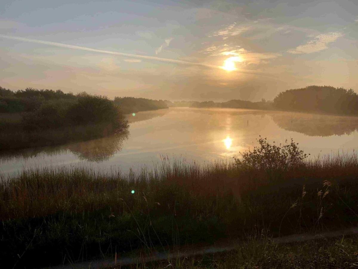 Westkapelle Comfortabele Strandkamer Aan De Kreek Exterior foto